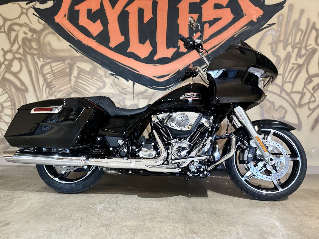 FLTRX 2025 Road Glide