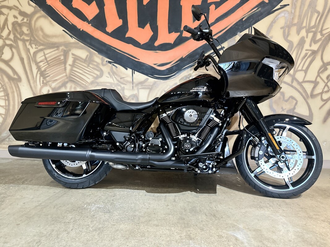 FLTRX 2025 Road Glide