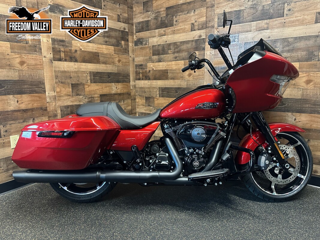 2025 Harley-Davidson Road Glide Brilliant Red - Black Finish FLTRX
