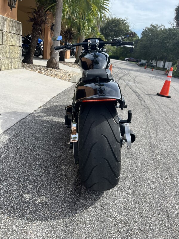 2019 H-D Breakout 114 - Photo 5