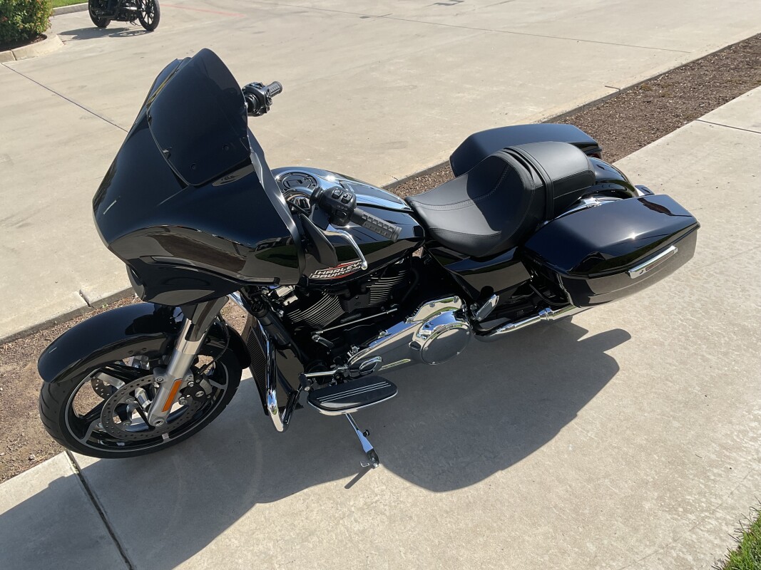 FLHX 2025 Street Glide - Photo 5