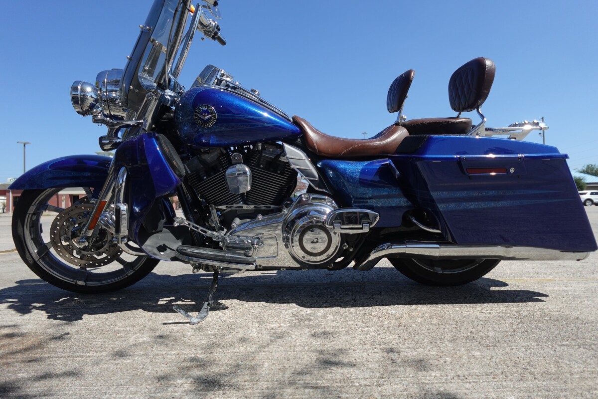 2013 Harley-Davidson CVO Road King FLHRSE5 - Photo 5