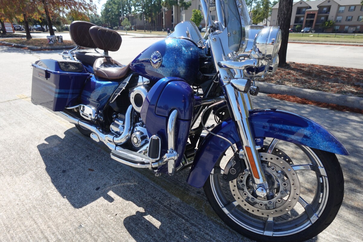 2013 Harley-Davidson CVO Road King FLHRSE5 - Photo 2
