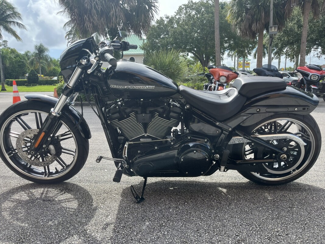 2019 H-D Breakout 114 - Photo 2