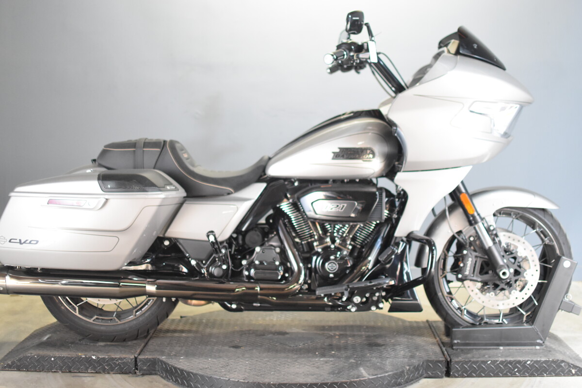 Used 2023 Harley-Davidson CVO Road Glide FLTRXSE