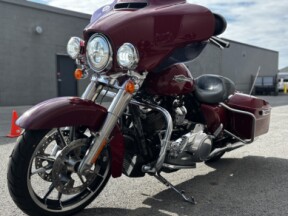 2021 Harley-Davidson® Street Glide® Billiard Red thumb 0