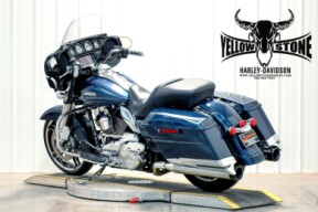 2016 Harley-Davidson® Street Glide® Special Custom Colour Cosmic Blue Pearl thumb 1