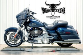 2016 Harley-Davidson® Street Glide® Special Custom Colour Cosmic Blue Pearl thumb 0