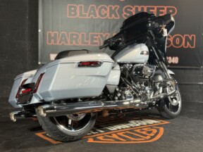 2025 Harley-Davidson® Street Glide® FLHX thumb 1