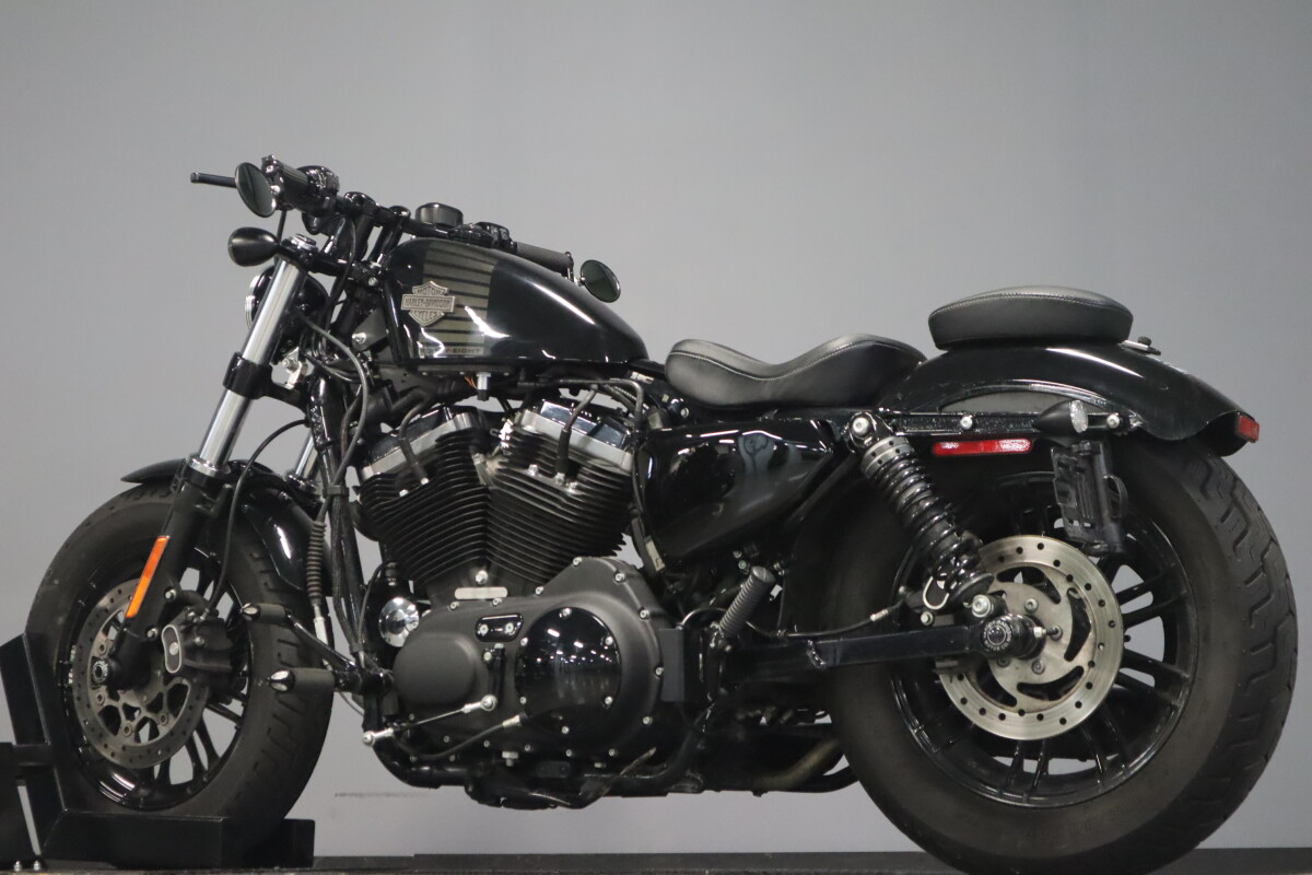 2016 Harley-Davidson Forty-Eight XL 1200X - Photo 6