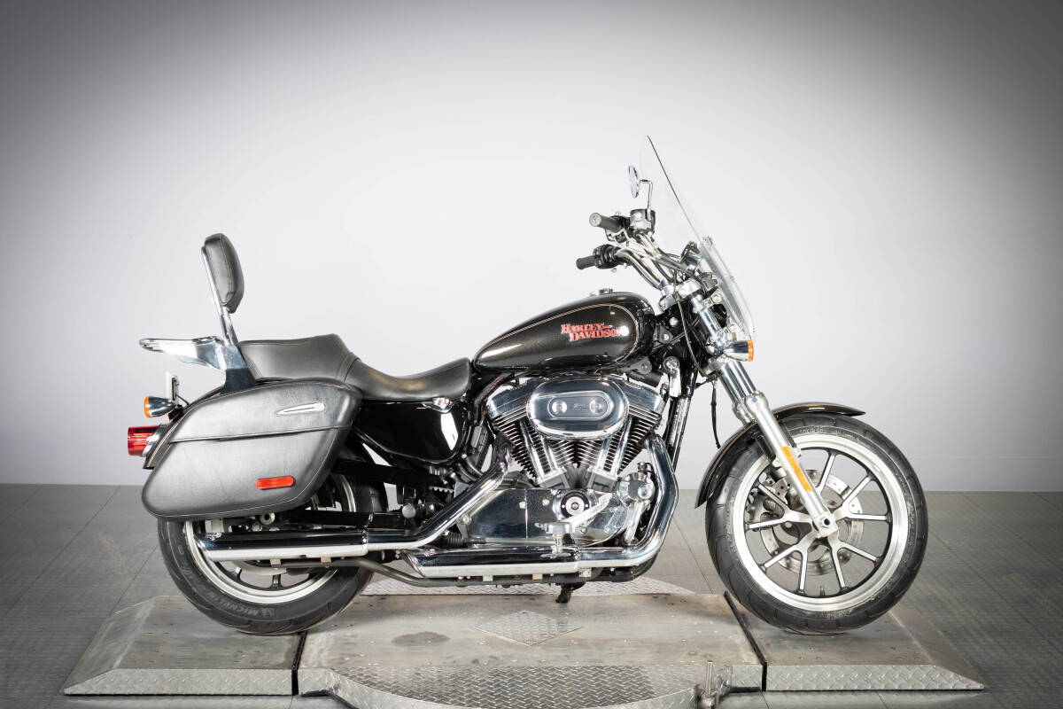 パーレー 2016 Harley-Davidson® SuperLow® 1200T XL1200T | High Octane Harley
