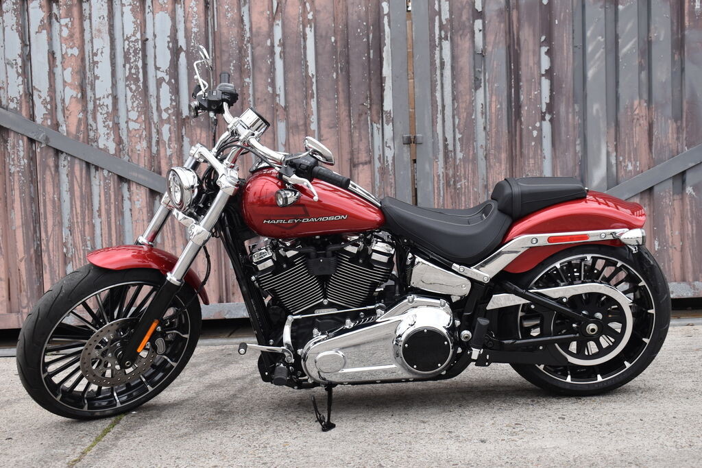 2025 Harley-Davidson® Breakout® FXBR