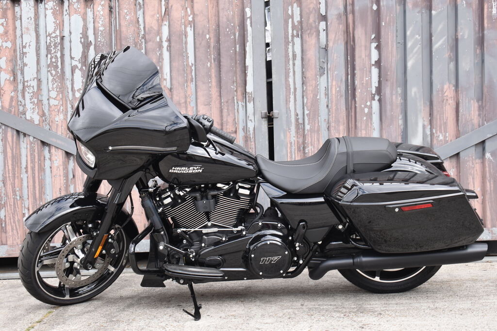 2025 Harley-Davidson® Street Glide® FLHX