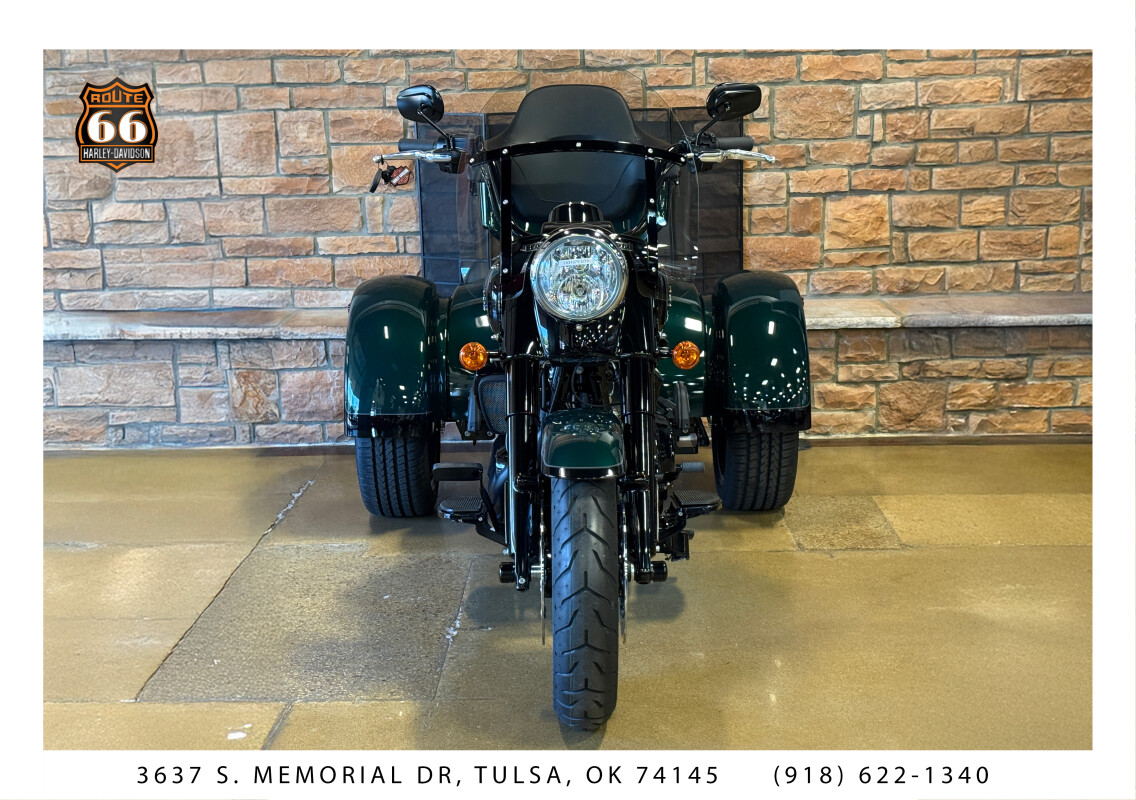 2024 Harley-Davidson Freewheeler Alpine Green - Photo 2