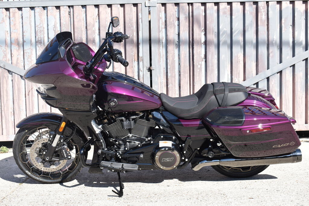 2025 Harley-Davidson® CVO™ Road Glide® FLTRXSE