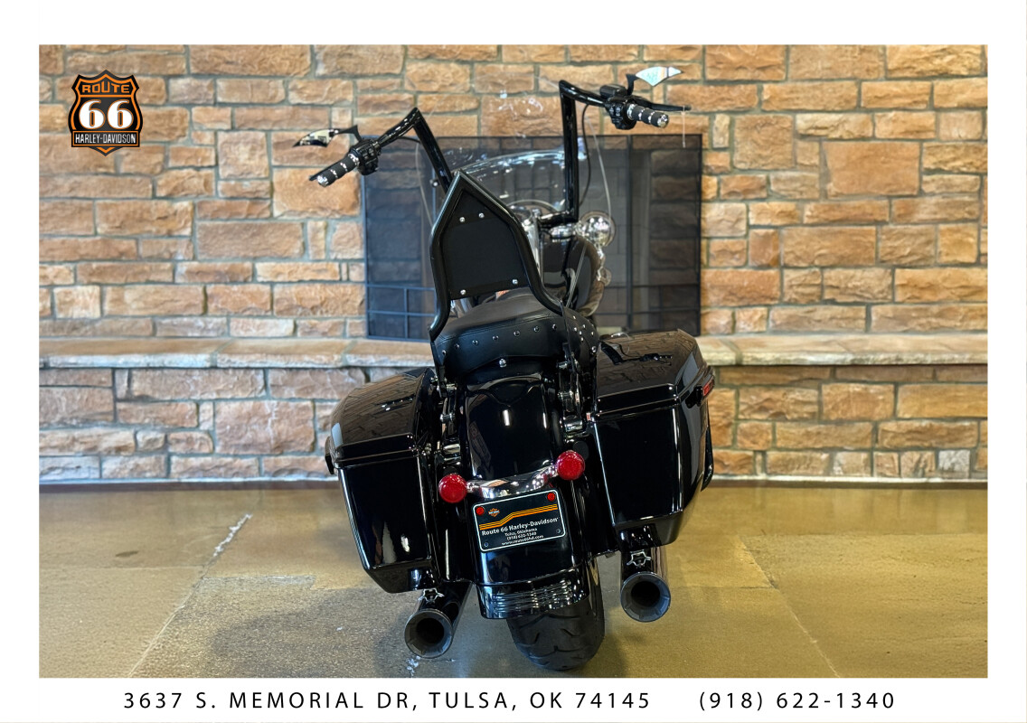 2014 Harley-Davidson Road King BLACK W/ PINSTRIPE - Photo 4