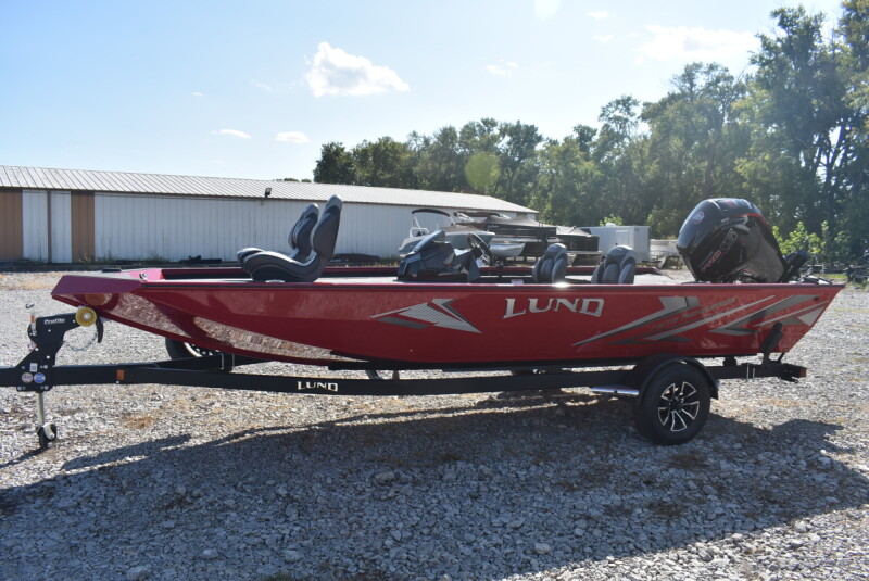 2026 Lund 1875 Renegade Crappie Edition ~Mercury 115Hp 4S w/ Trailer + $3,300 custom options.