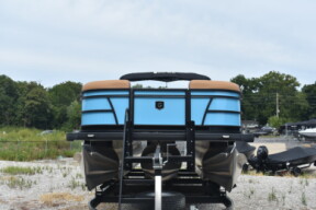2026 Sweetwater 2286 SFL Tritoon ~200Hp 4 Stroke Engine with $20,000 in Custom Options.   thumb 3
