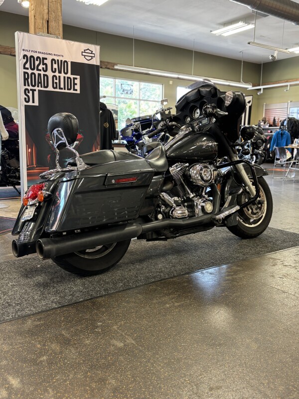 Harley-Davidson Street Glide 2008 FLHX BLACK PEARL - Photo 2