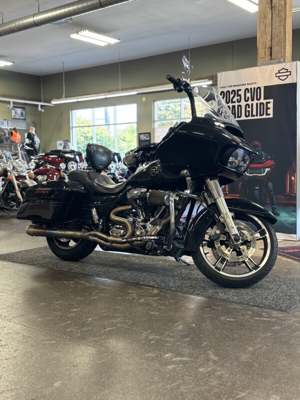 Harley-Davidson Road Glide Special 2016 FLTRXS BLACK