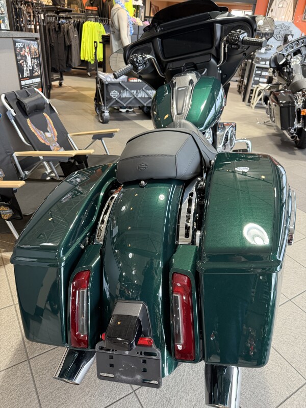 FLHX 2024 Street Glide - Photo 5