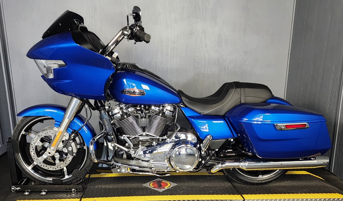 2025 Harley-Davidson Road Glide FLTRX BLUE BURST - Photo 3