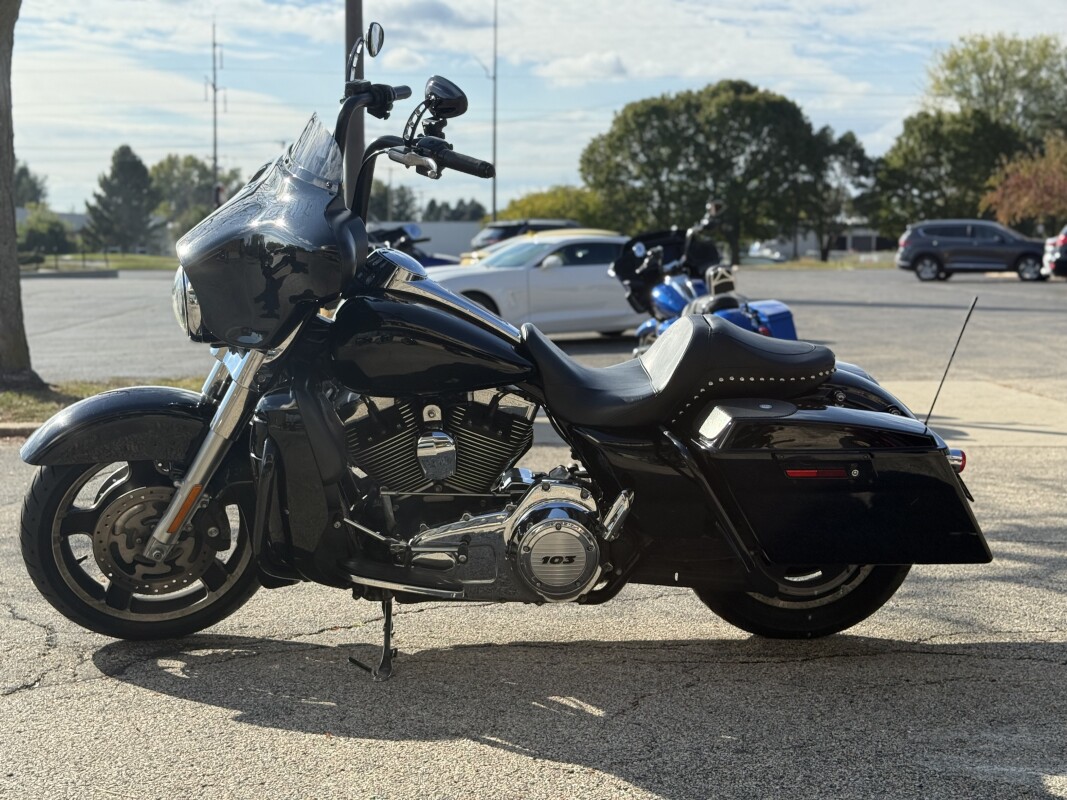 HD FLHX103 2012 BLACK - Photo 4