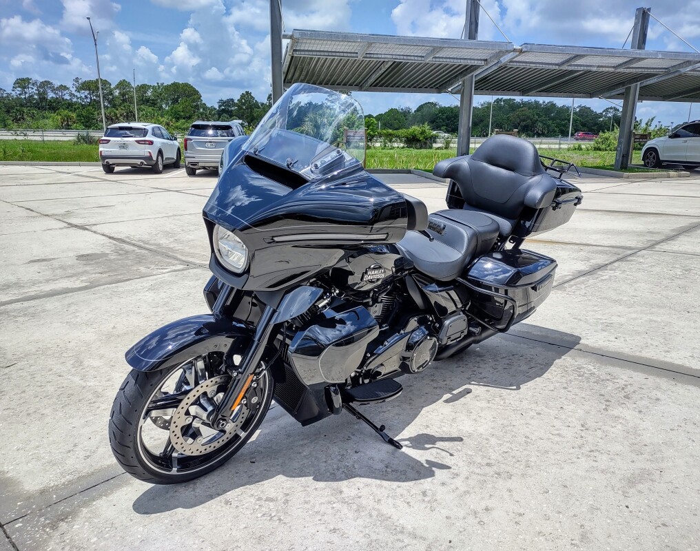 Street Glide Ultra - Photo 9
