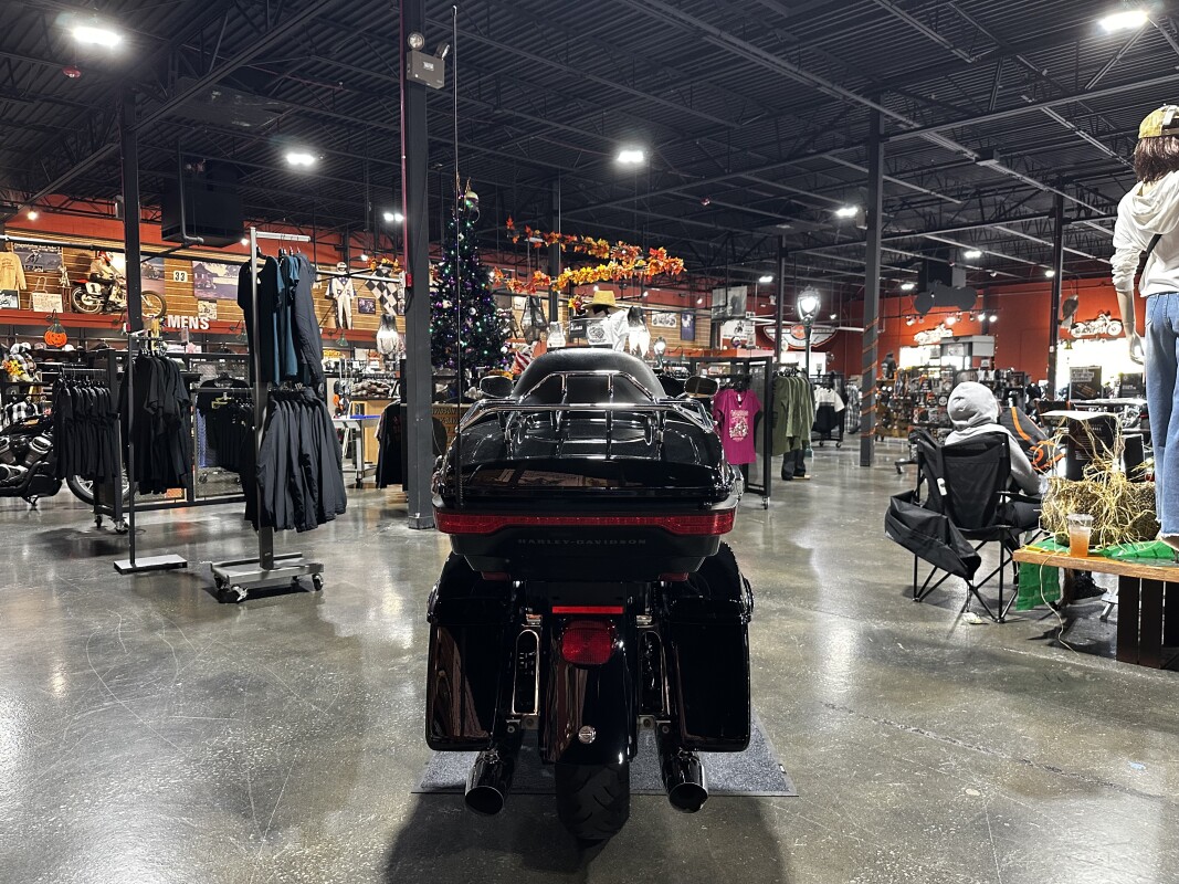 Harley-Davidson Ultra Limited 2021 FLHTK Black - Photo 8