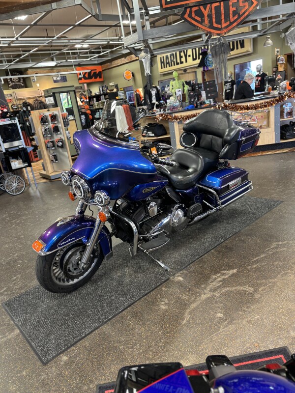 Harley-Davidson Electra Glide Ultra Classic 2009 FLHTCU BLUE - Photo 4