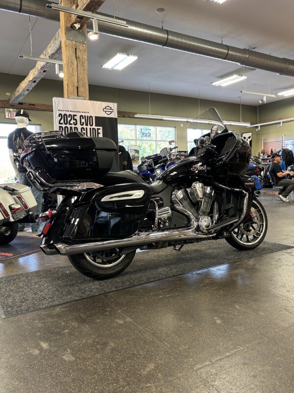 Indian Motorcycle Pursuit Limited 2023 N23LDGRRAB BLACK - Photo 2