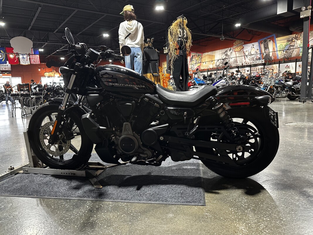 Harley-Davidson Nightster 2022 RH975 BLACK - Photo 10