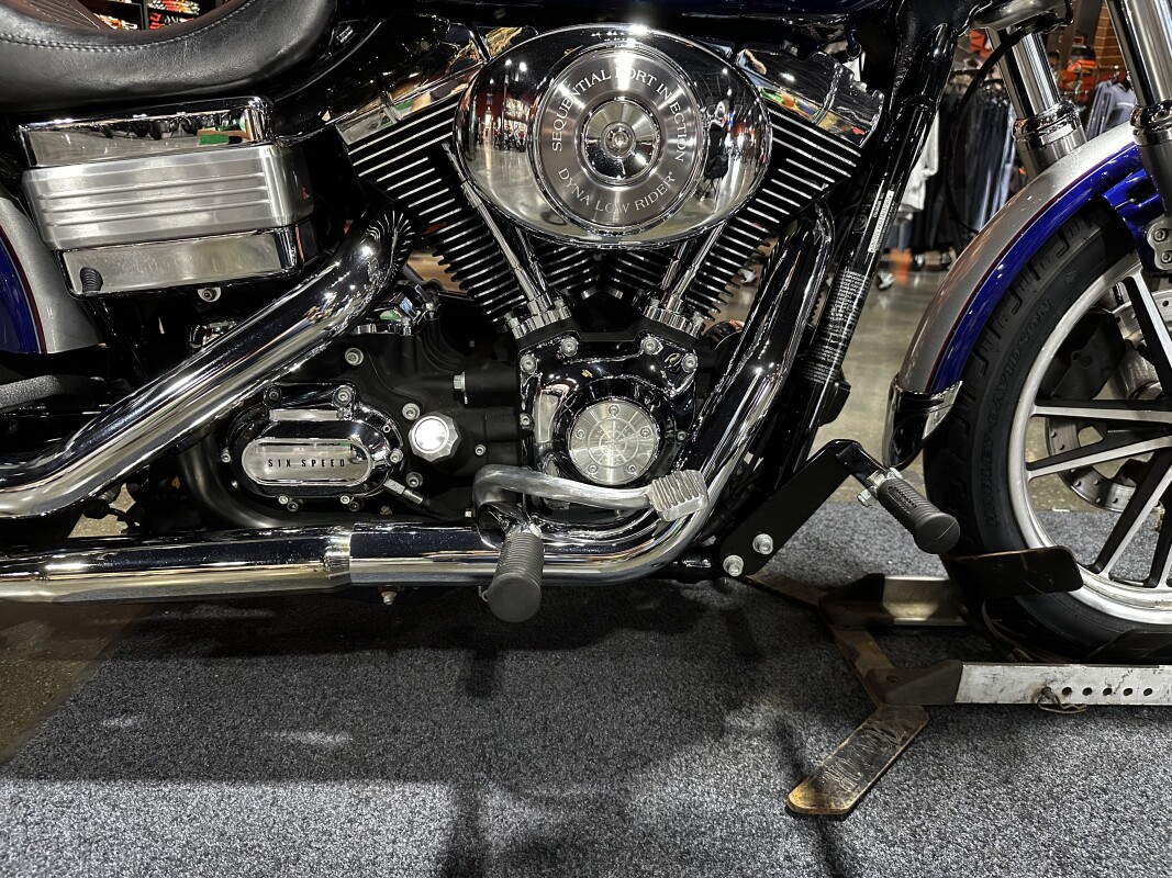 Harley-Davidson Low Rider 2006 FXDLI COBALT\SILVER - Photo 3