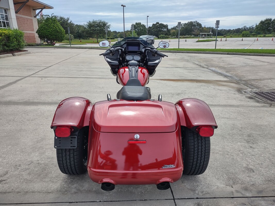 Road Glide 3 - Photo 5