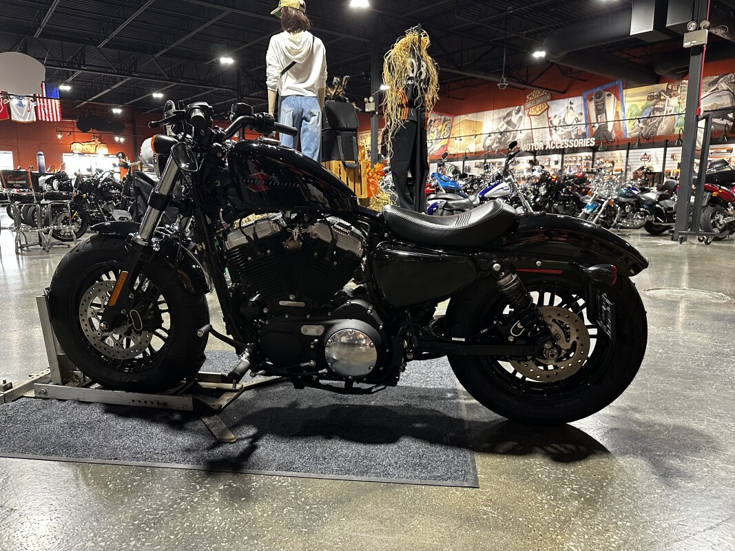Harley-Davidson Forty-Eight 2021 XL 1200X VIVID BLACK - Photo 10