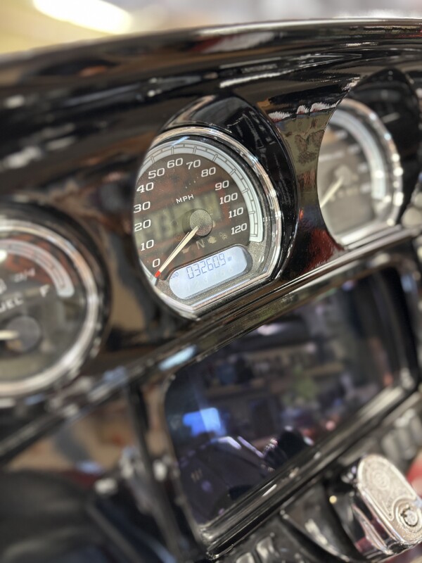 Harley-Davidson Ultra Limited 2021 FLHTK RED/BLK - Photo 5