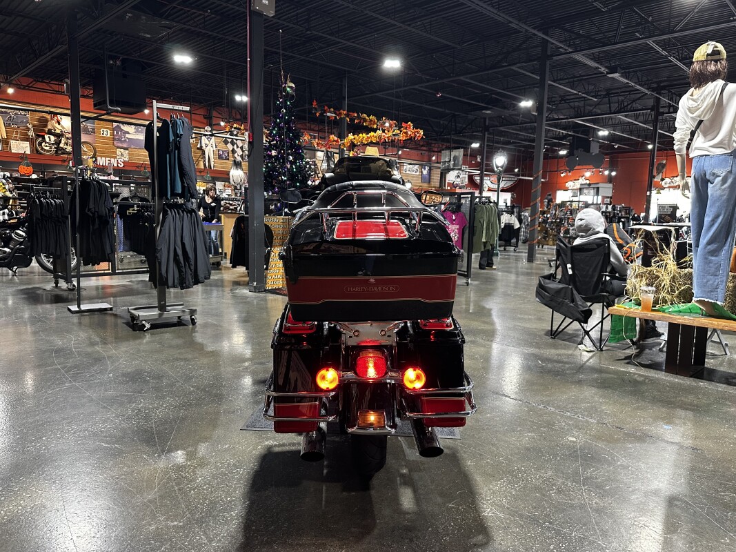 Harley-Davidson Electra Glide Classic 2005 FLHTCI RED/BLK - Photo 8