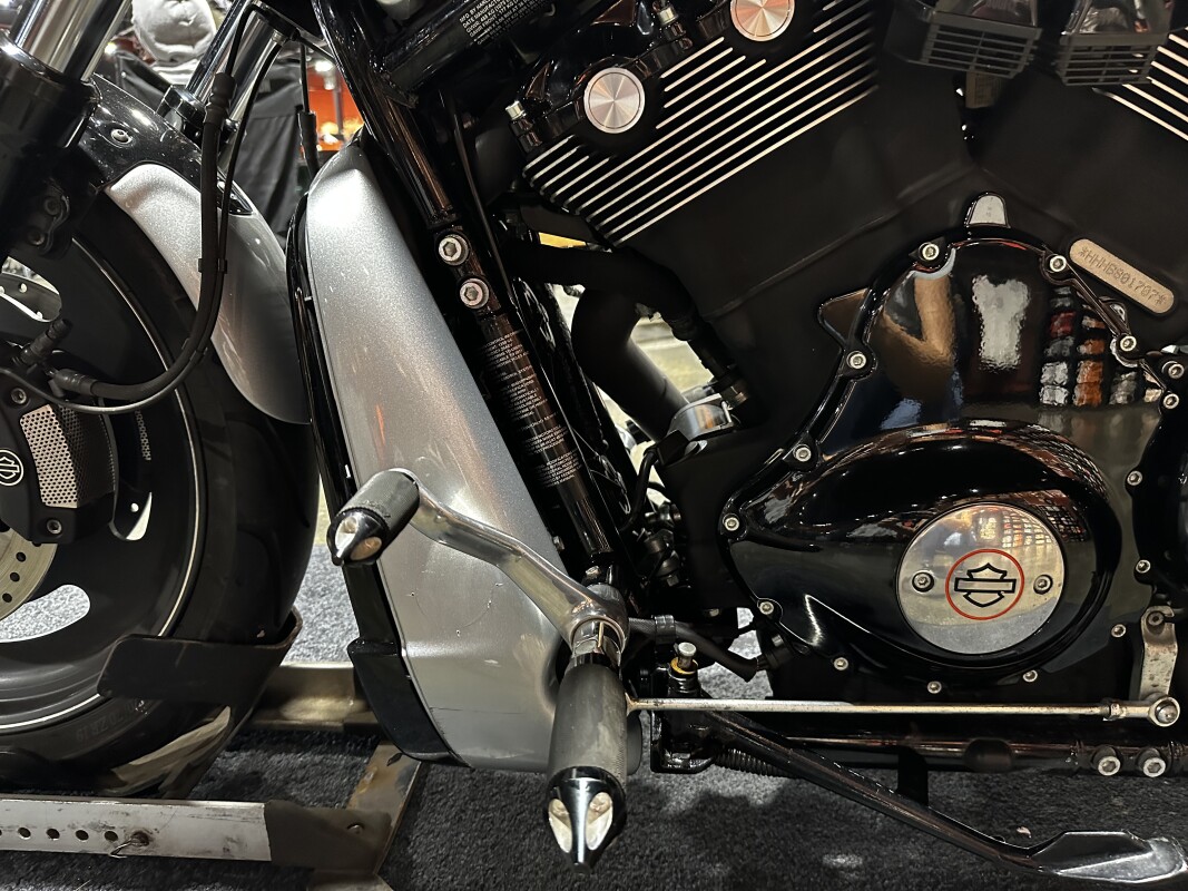 Harley-Davidson Night Rod Special 2011 SILVER - Photo 10