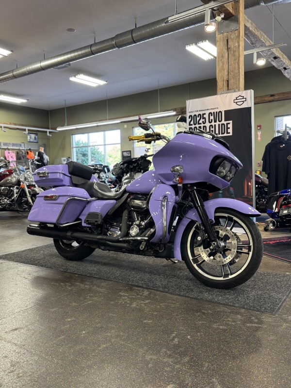 Harley-Davidson Road Glide Ultra 2017 FLTRU PURPLE