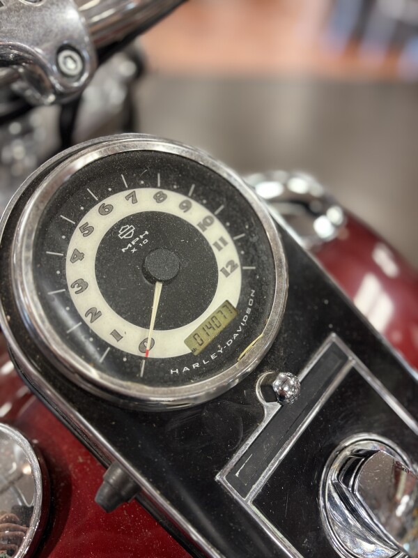 Harley-Davidson Softail Deluxe 2009 FLSTN RED/SMK GOLD - Photo 5