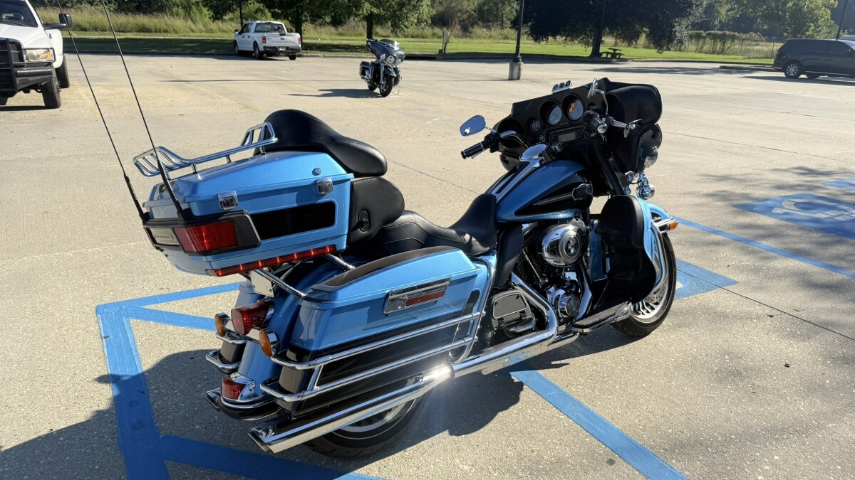 2011 Harley-Davidson Electra Glide Ultra Classic - Photo 5