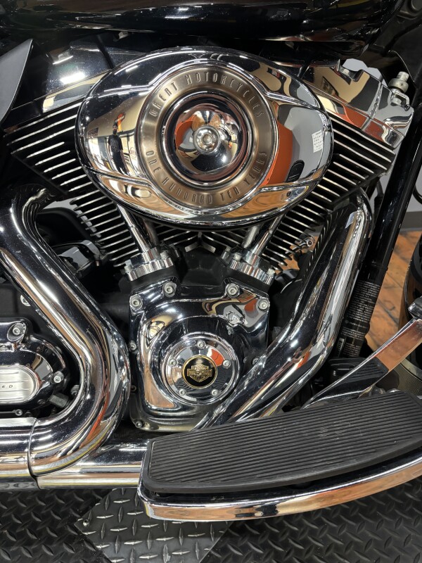 2013 Harley-Davidson Road King BRONZE/ANN BLK W/ PINSTRIPE - Photo 3