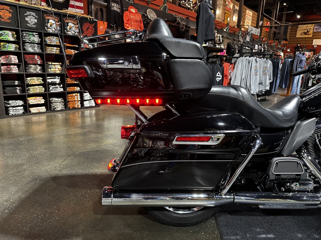 Harley-Davidson Ultra Limited 2015 FLHTK VIVID BLACK - Photo 6