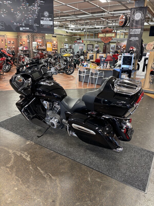 Indian Motorcycle Pursuit Limited 2023 N23LDGRRAB BLACK - Photo 3