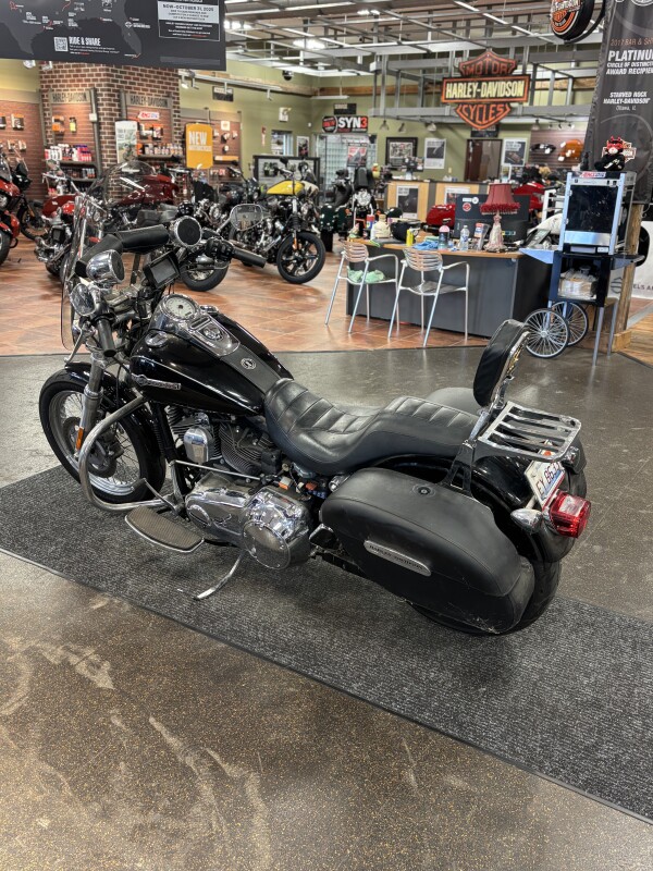 Harley-Davidson Super Glide Custom 2011 FXDC BLACK - Photo 3