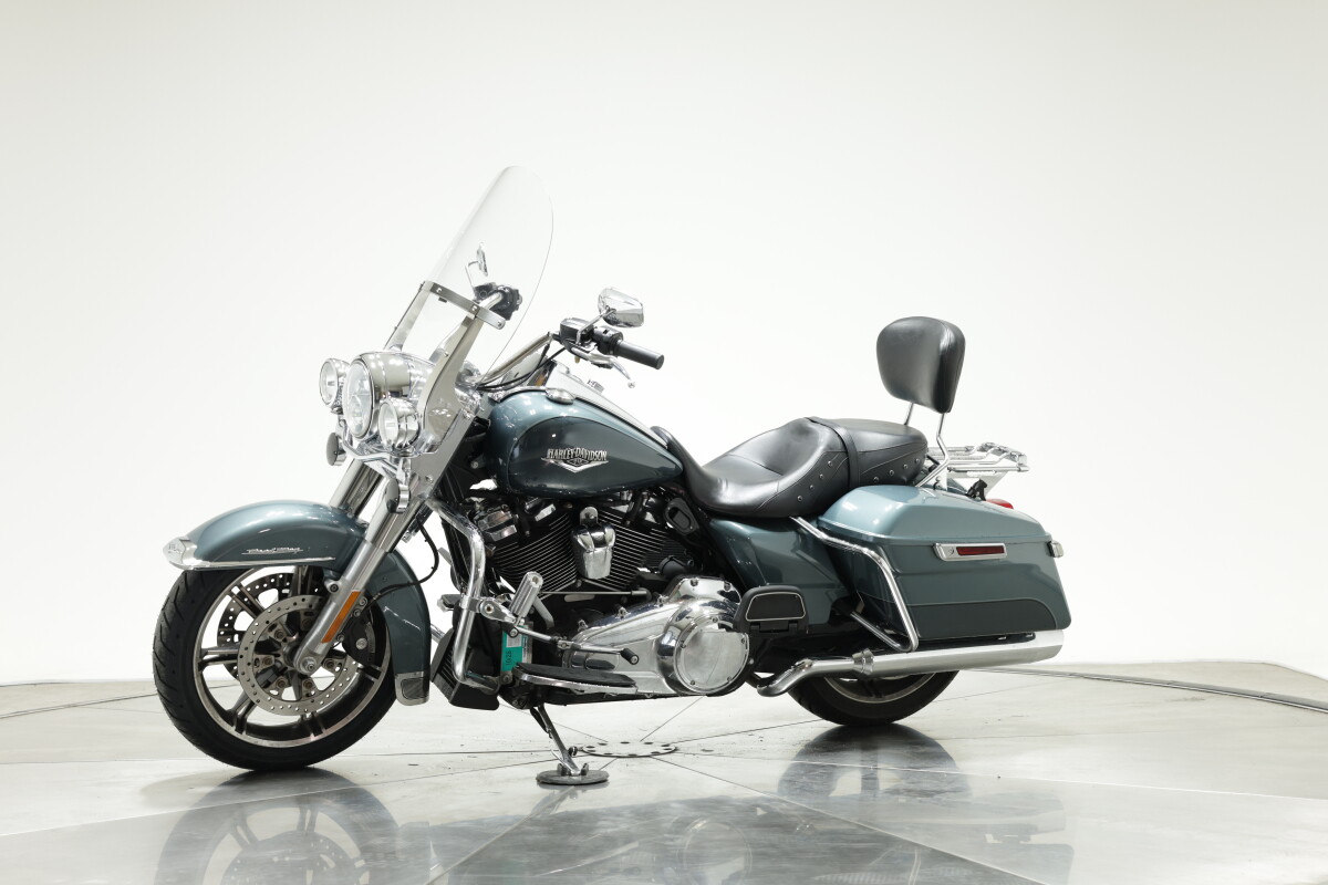 2020 HARLEY-DAVIDSON FLHR ROAD KING in SILVER PINE/SPRUCE with 24896 miles - Photo 8