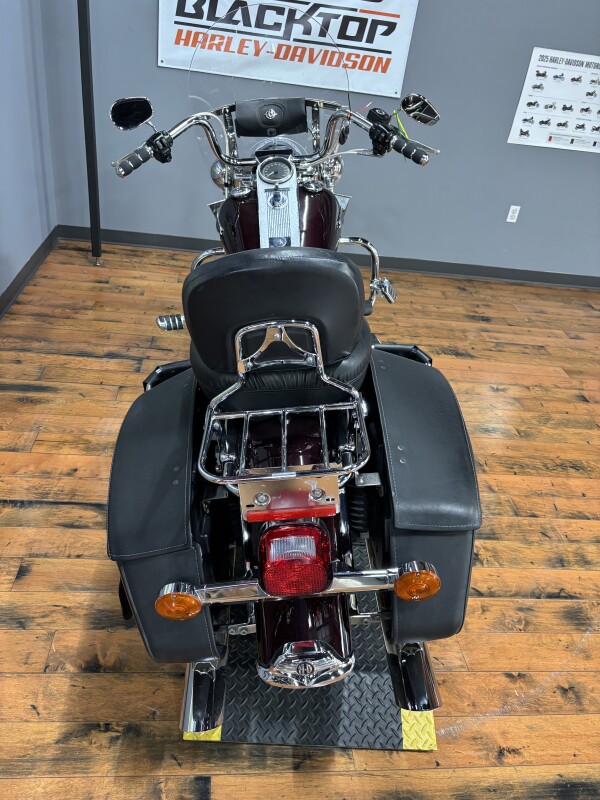2005 Harley-Davidson Road King Classic CHERRY/BLACK W/PINSTRIPE - Photo 4