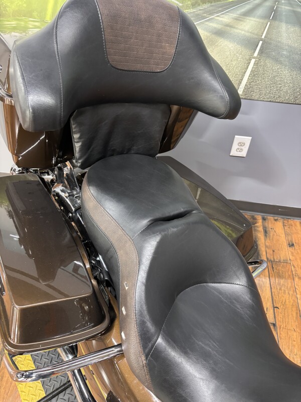 2013 Harley-Davidson Road King BRONZE/ANN BLK W/ PINSTRIPE - Photo 9