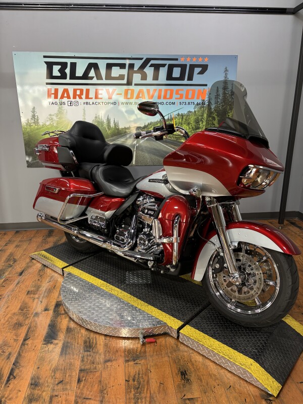 2019 Harley-Davidson Road Glide Ultra WCKD RED/BARSLV W/PINSTRIPE - Photo 10