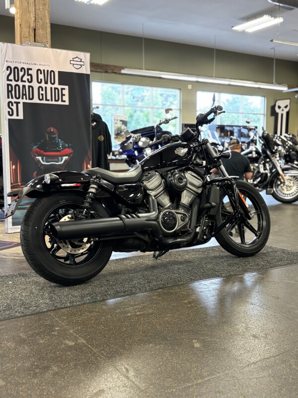 Harley-Davidson Nightster 2023 RH975 BLACK - Photo 2
